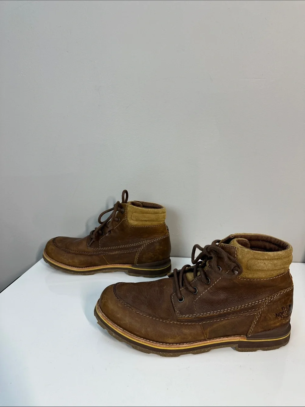 North Face Mens Brown Bridgetown Chukka Boots Size 8.5 Gorpcore Hiking Outdoor